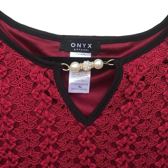 Onyx Red Lace Beaded Neckline Blouse size XL - Picture 5 of 7